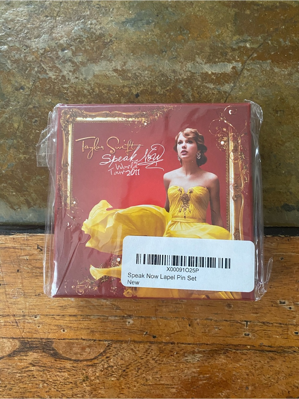 Taylor Swift Speak Now Lapel Pins